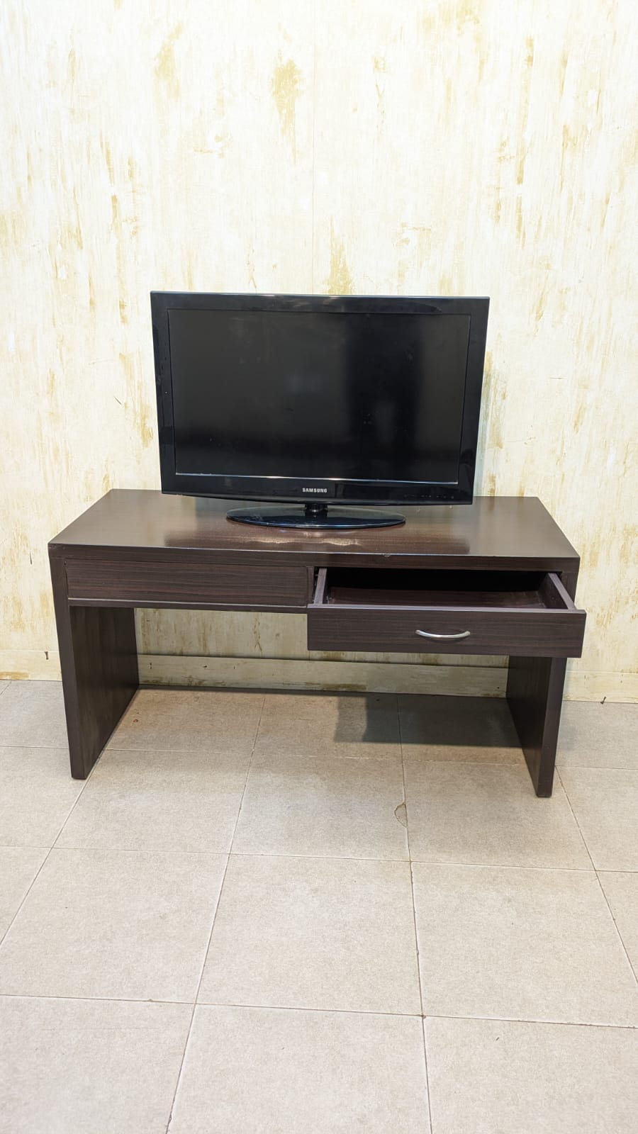 Modern Led unit
