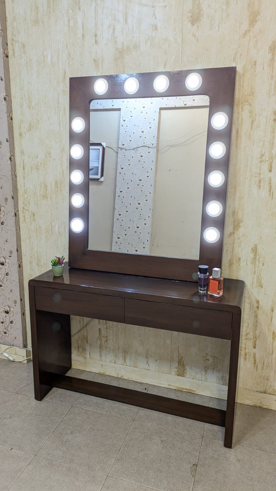 Console With Wall Mounted Mirror
