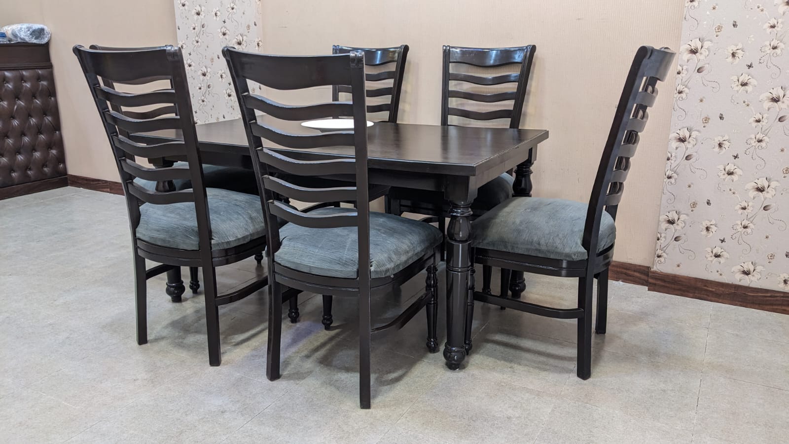 Sheesham Wood 6 Seater Dining Table