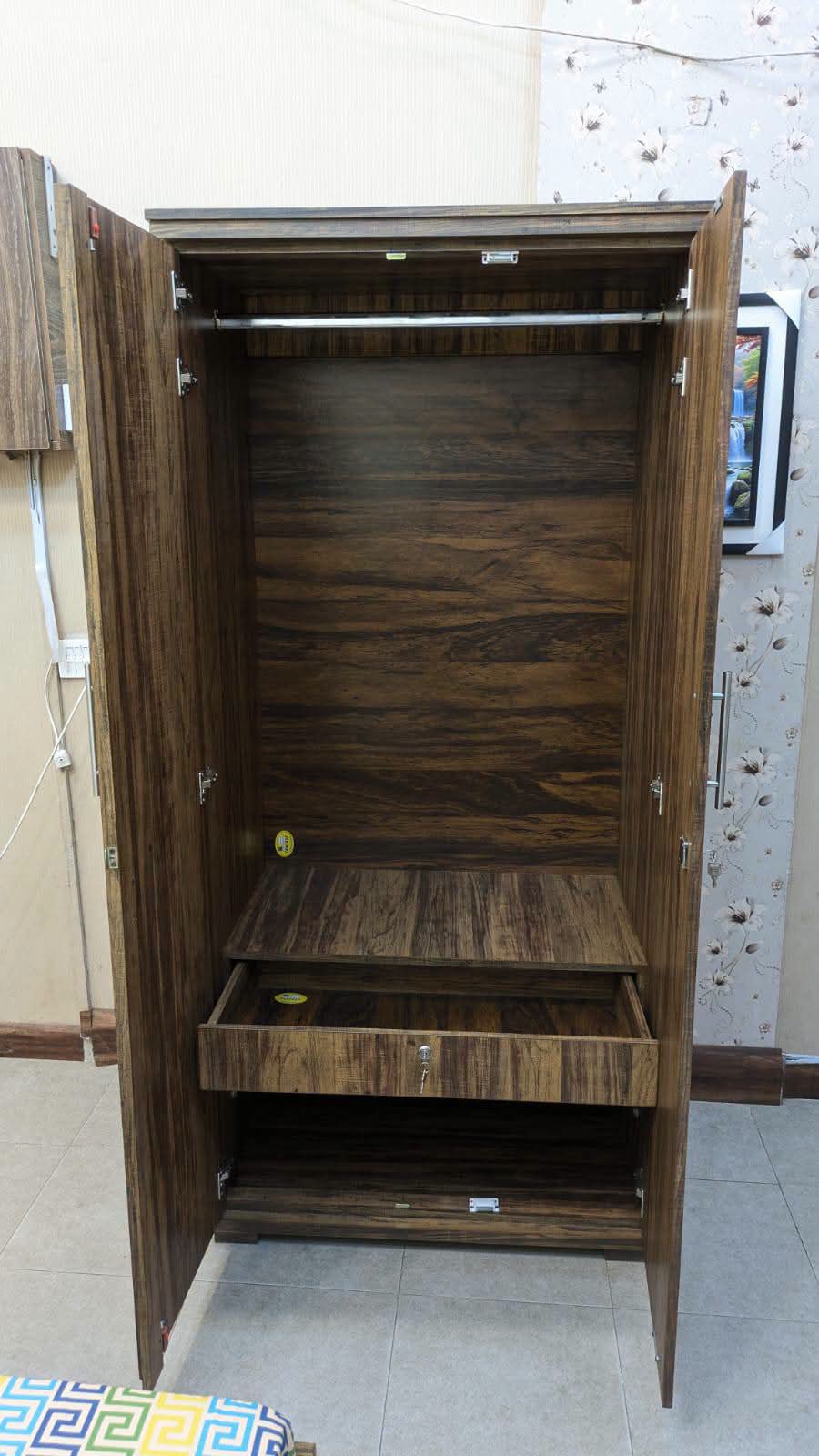 Brand New Modern King Size Complete Bedroom Set