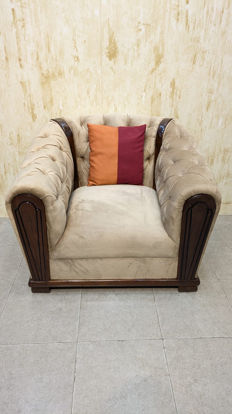 Luxurious 9 Seater Chesterfield Sofa Set