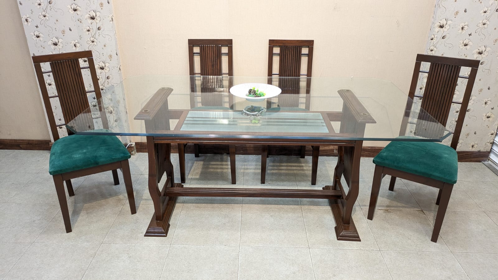 6 Seater Dining Table
