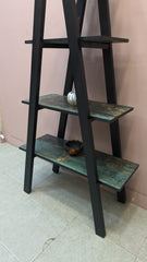 BRAND NEW – PREMIUM DISPLAY SHELF