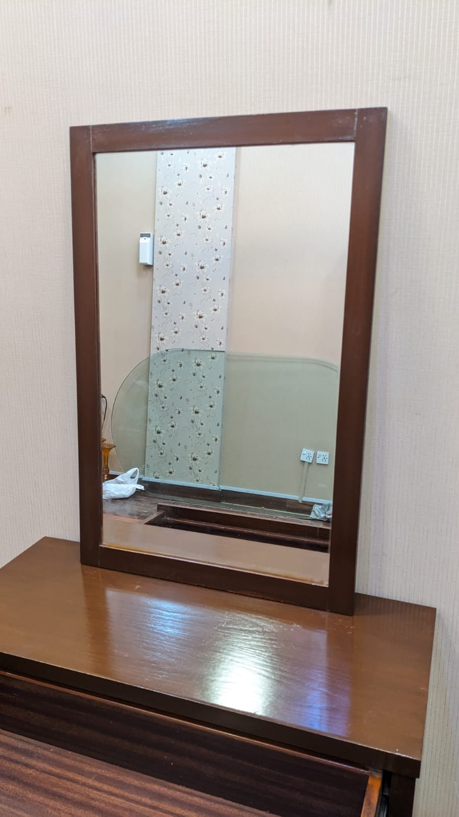 ✨Habitt Cooper ✨ Queen Size Bed Set