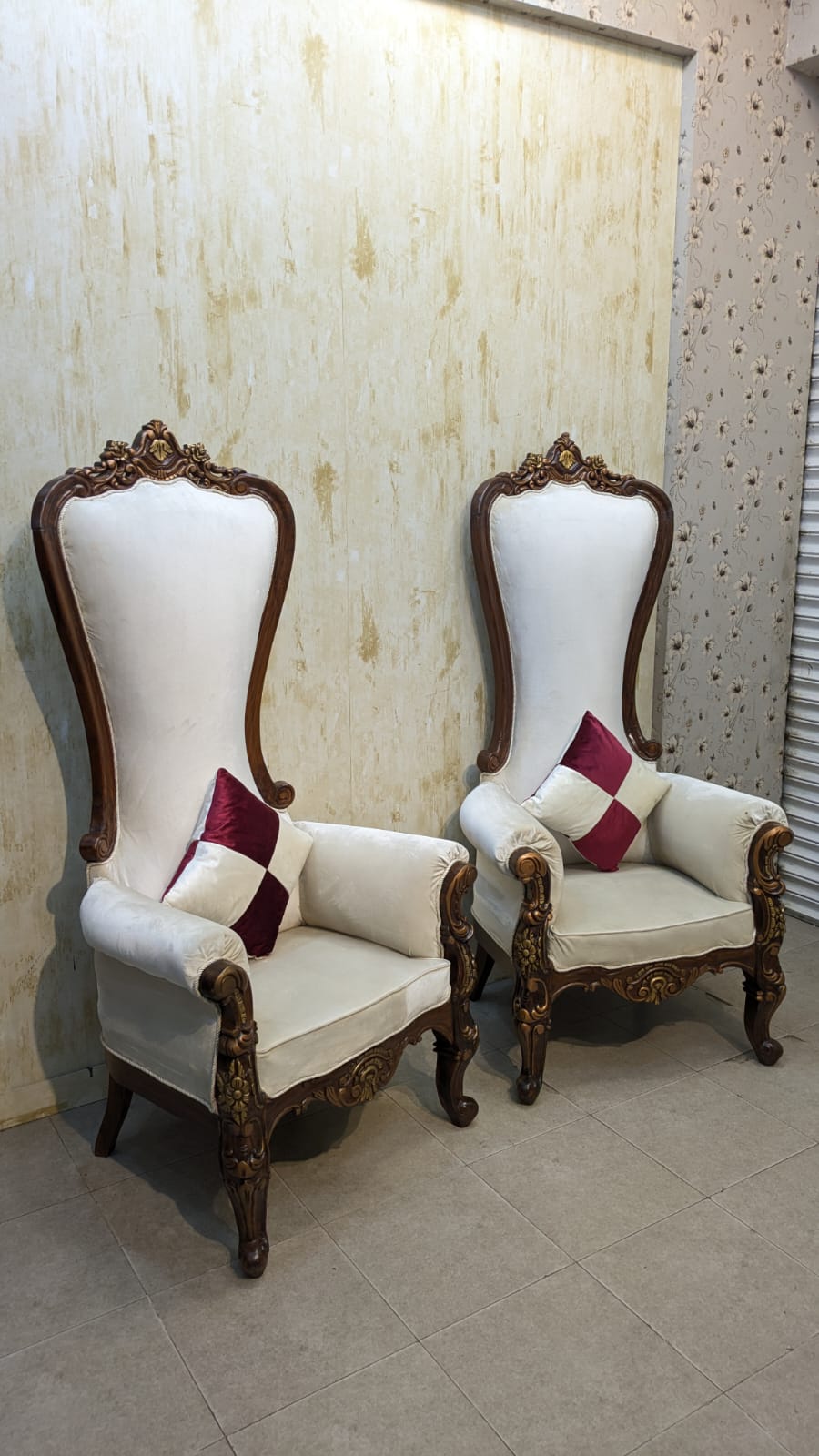 High back chair
