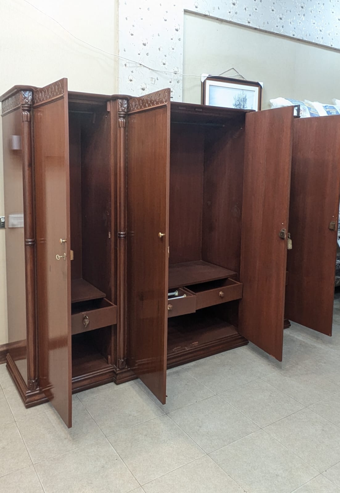 King Size Bedroom set