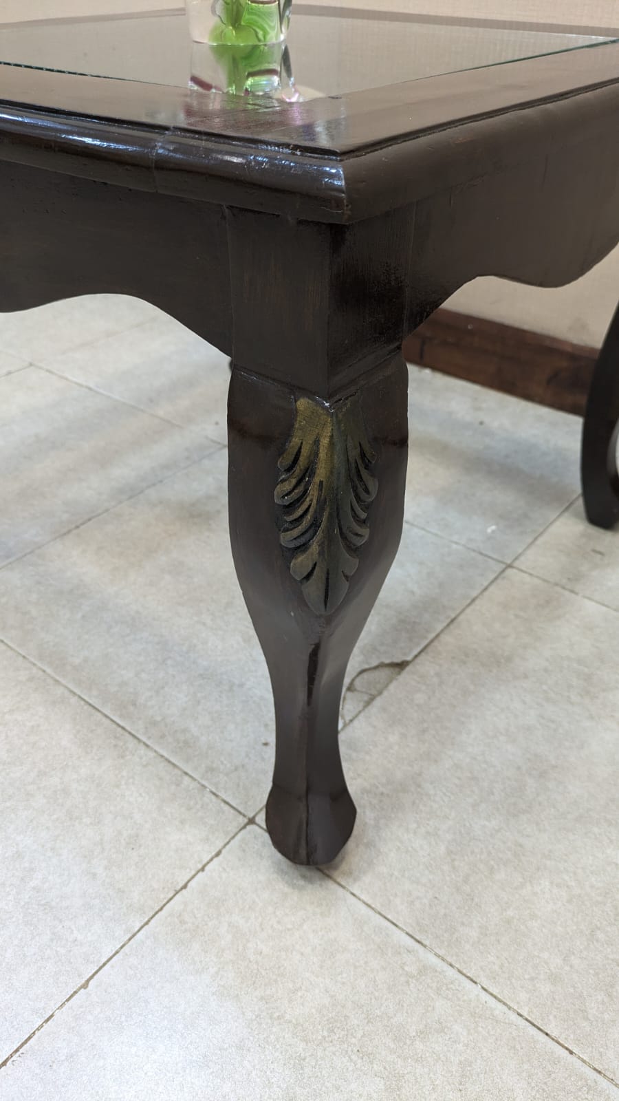 Corner Table