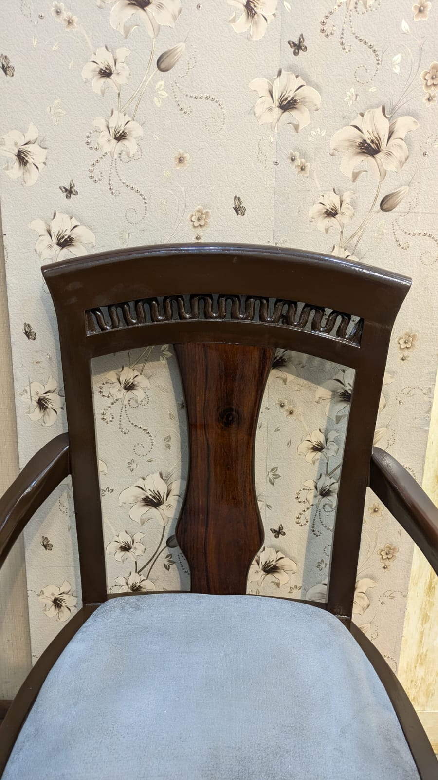 8 Seater Dining Table
