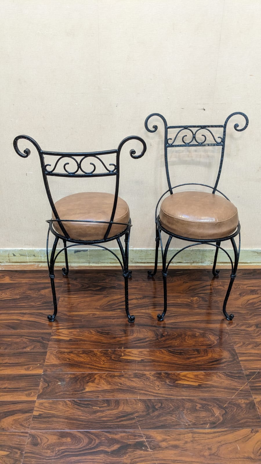 4 Seater Metal Dinning Table