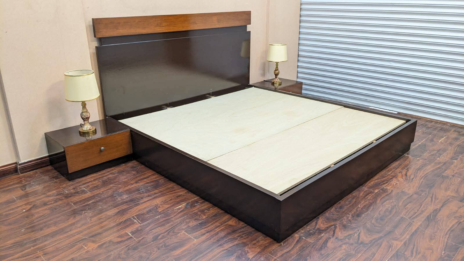 King Size Bed with 2 Side Tables and Dressing Table