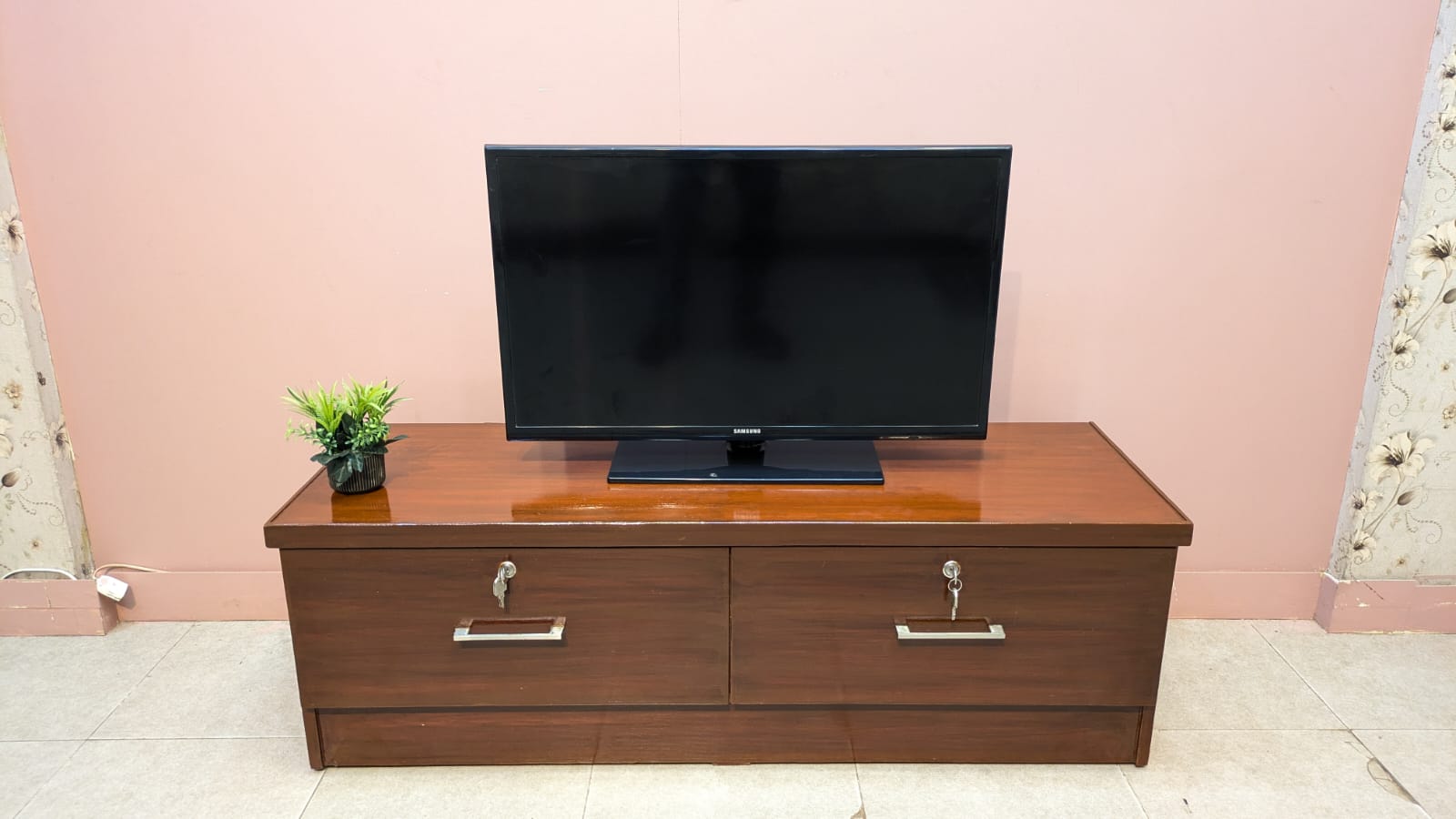 Polish material Led Unit