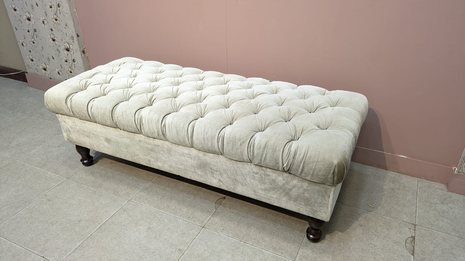 Chesterfield 2.5 Seater Settee