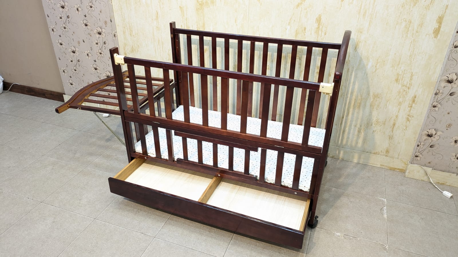 Imported Babies World Baby Cot with Mattress