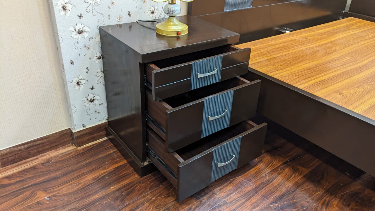 King Size Bed with 2 Side Tables