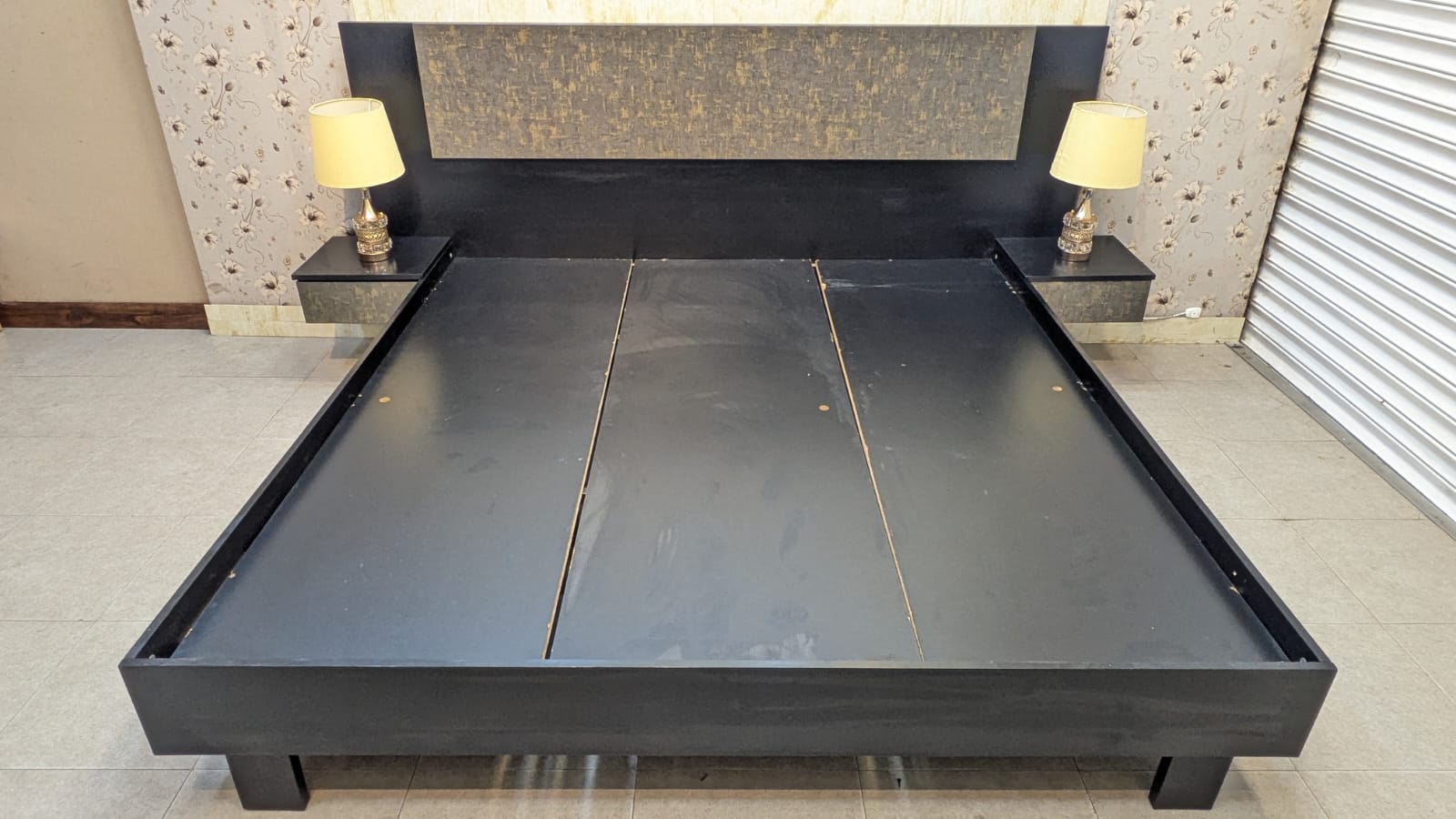 Habitt Novak King Size Bed Set
