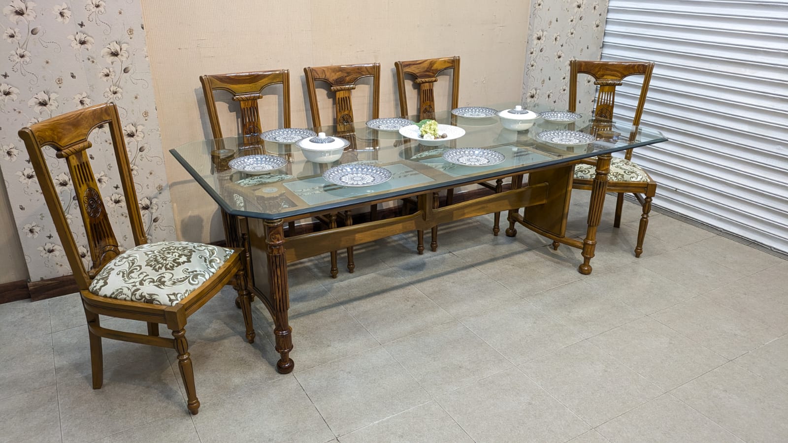 Solid Sheesham Wood 8 Seater Dining Table