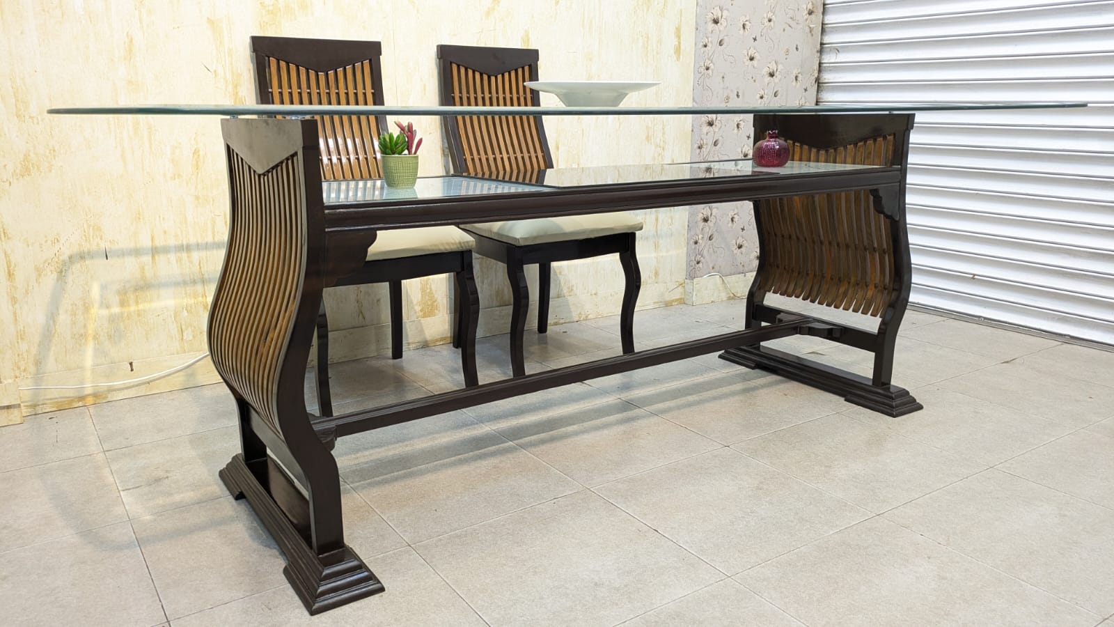 SOLID SHEESHAM WOOD 6-SEATER DINING TABLE + 1 EXTRA CHAIR