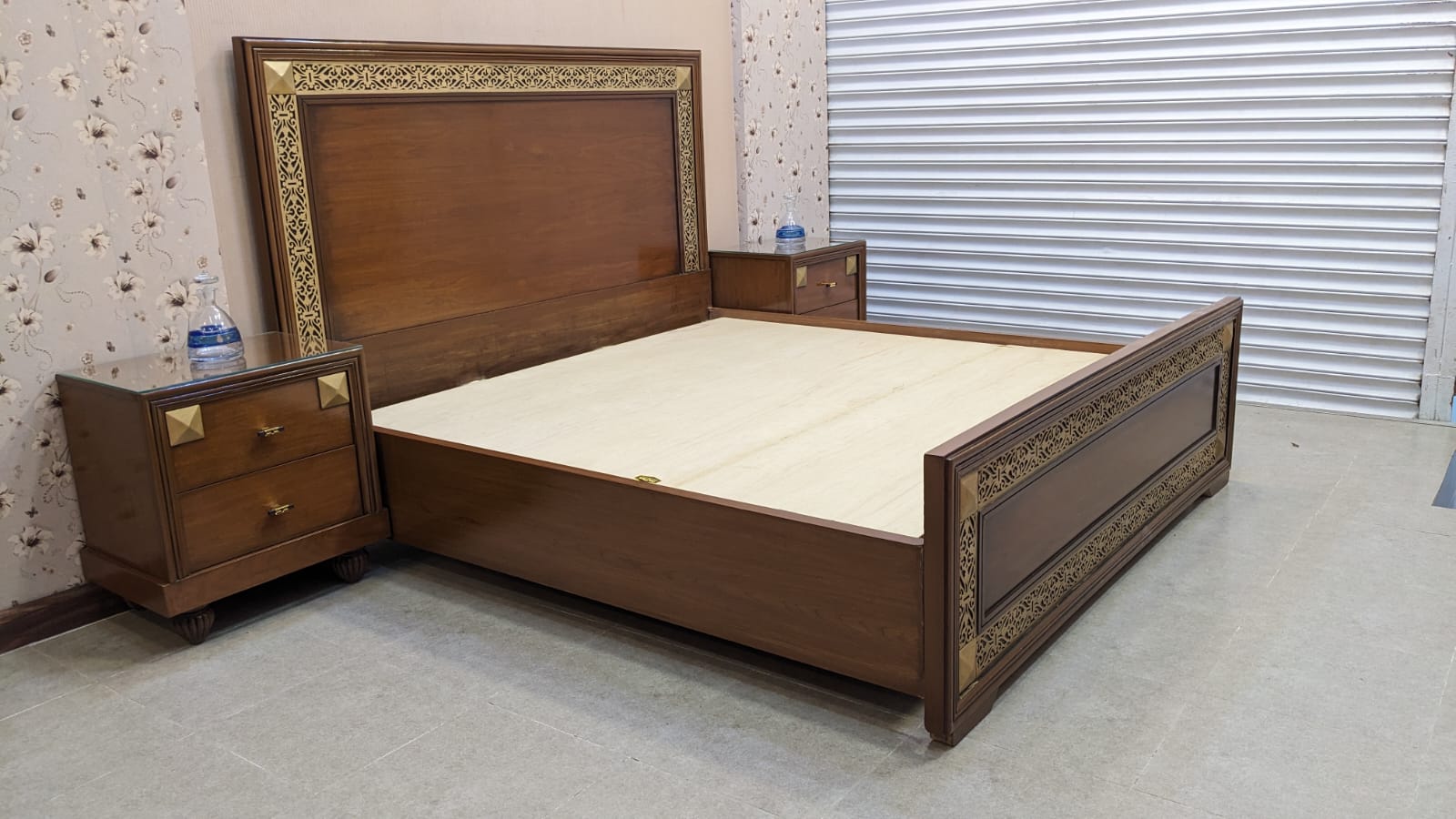 Brand New King Size Bed Set