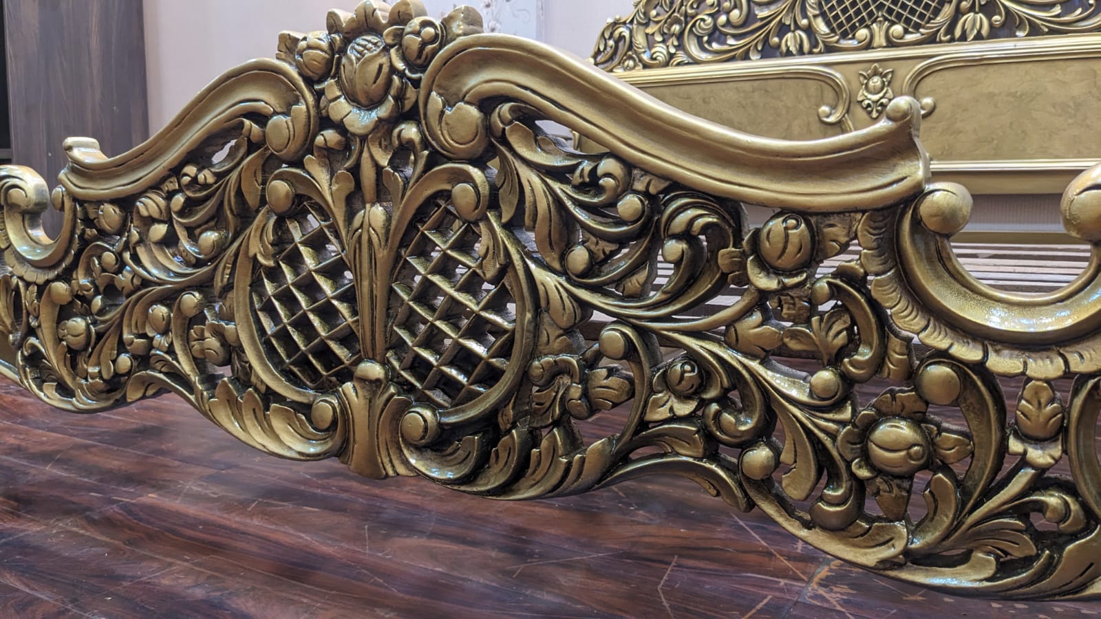 Solid Sheesham Wood Chinioti King Size Bed Set