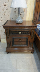 King Size Bed With 1 Side Table