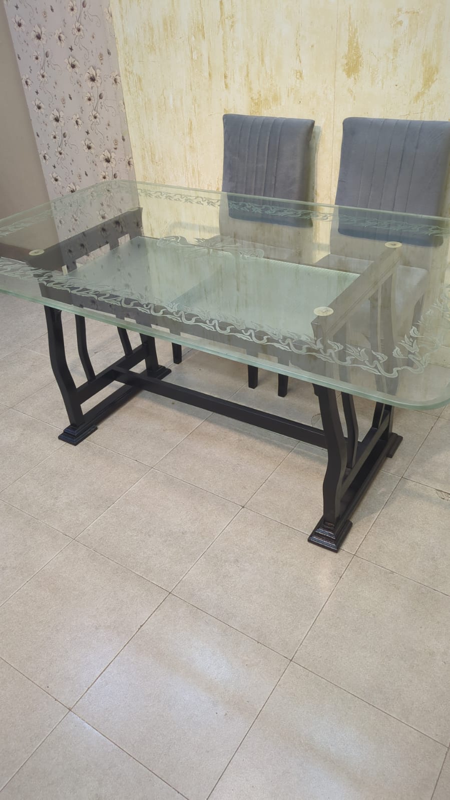 6 Seater Dining Table