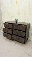 BRAND NEW 6-DRAWER CHEST – MODERN & SPACIOUS