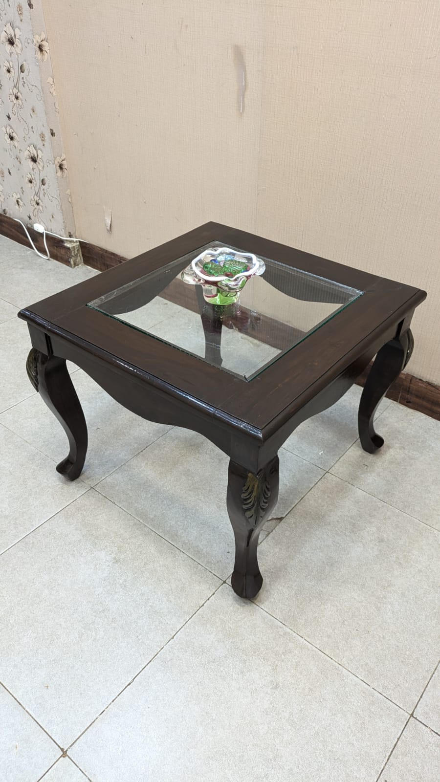 Corner Table