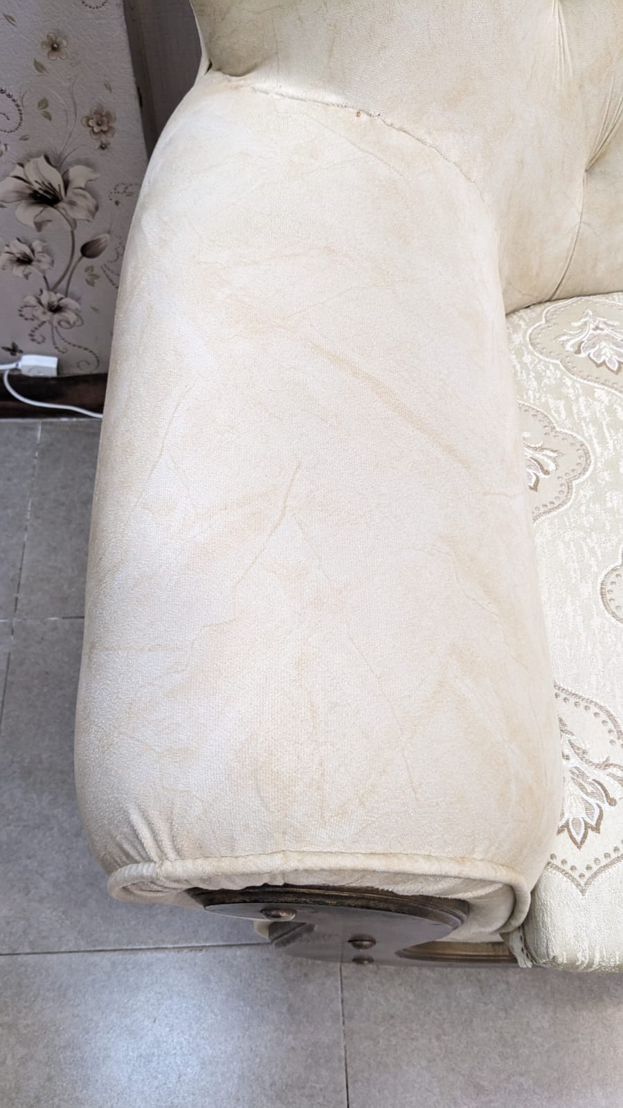 Stylish 7 Seater Sofa Set