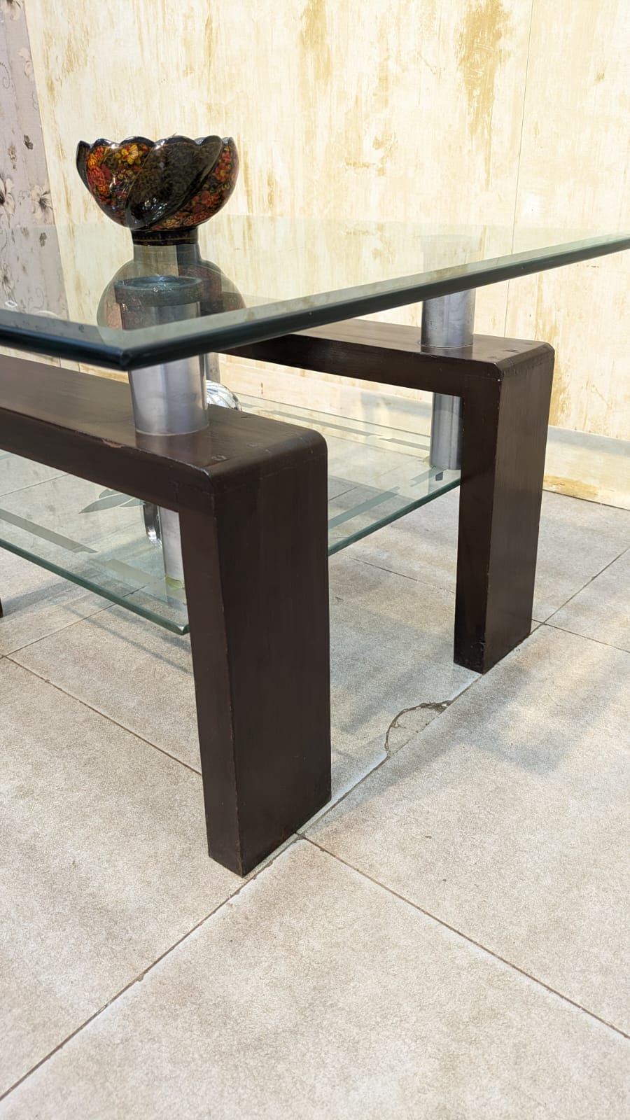Corner Table