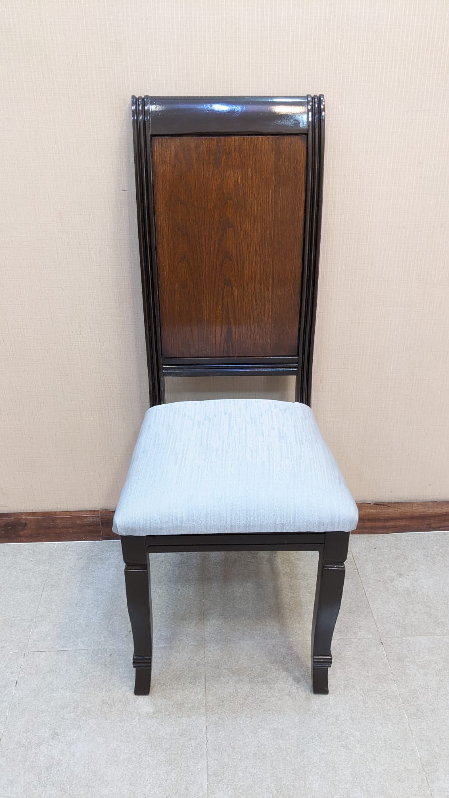 6 Seater Dining Table