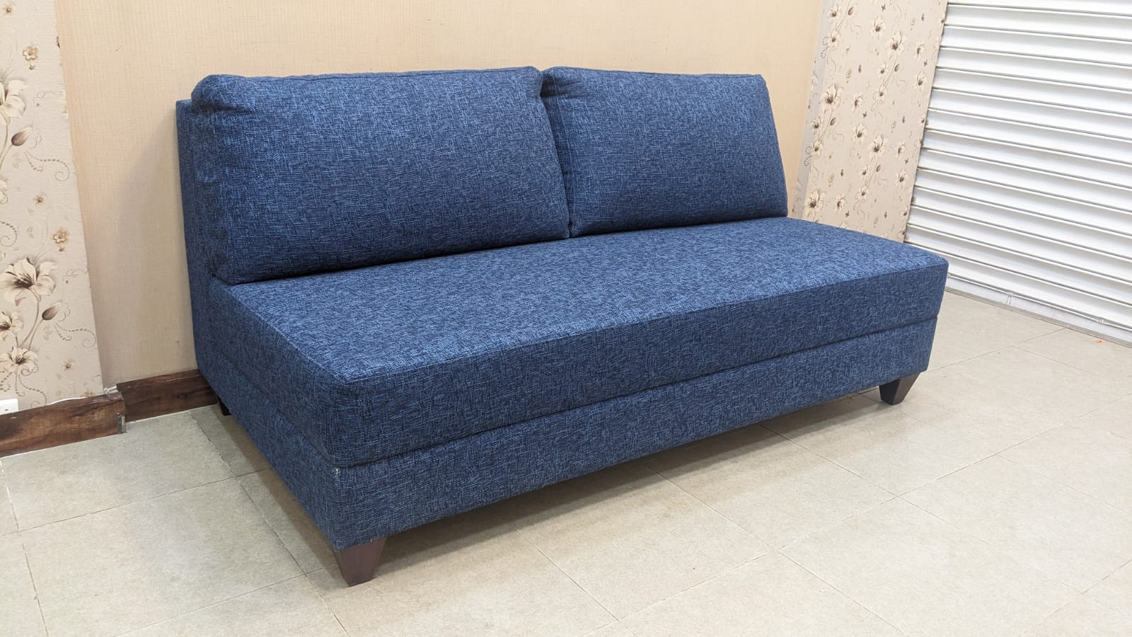 Seats.pk 3 Seater Armless Sofa