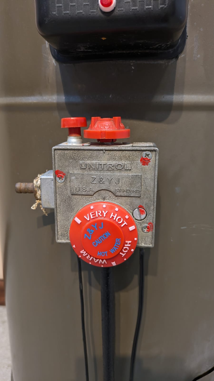 Hot Lines Geyser