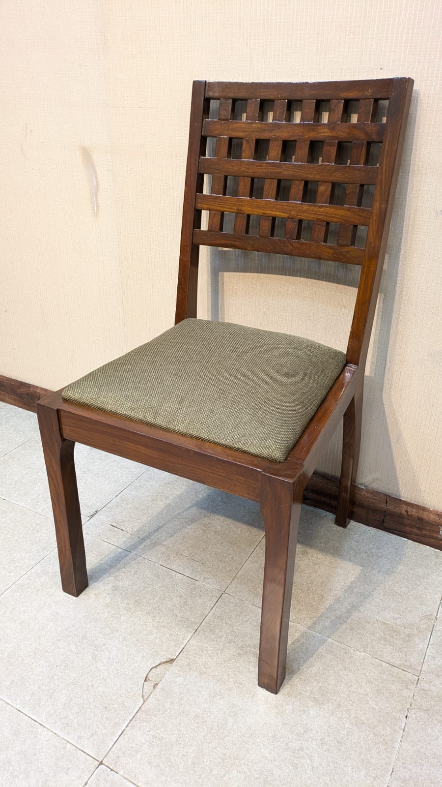 Solid Sheesham Wood 6 Seater Dining Table