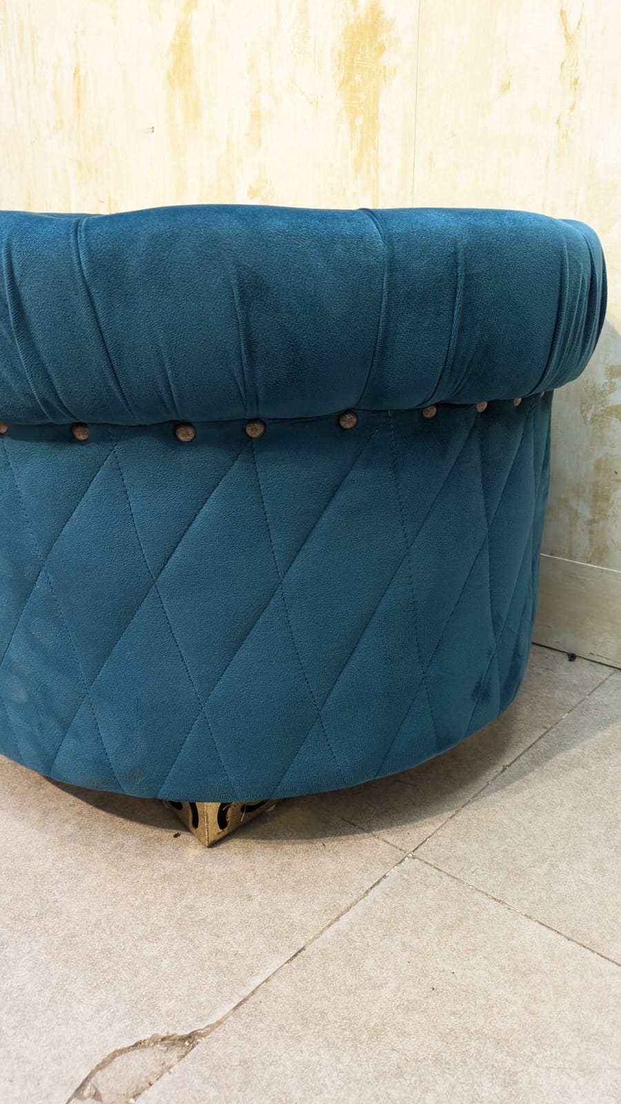 BEAUTIFUL LUXURY OTTOMAN