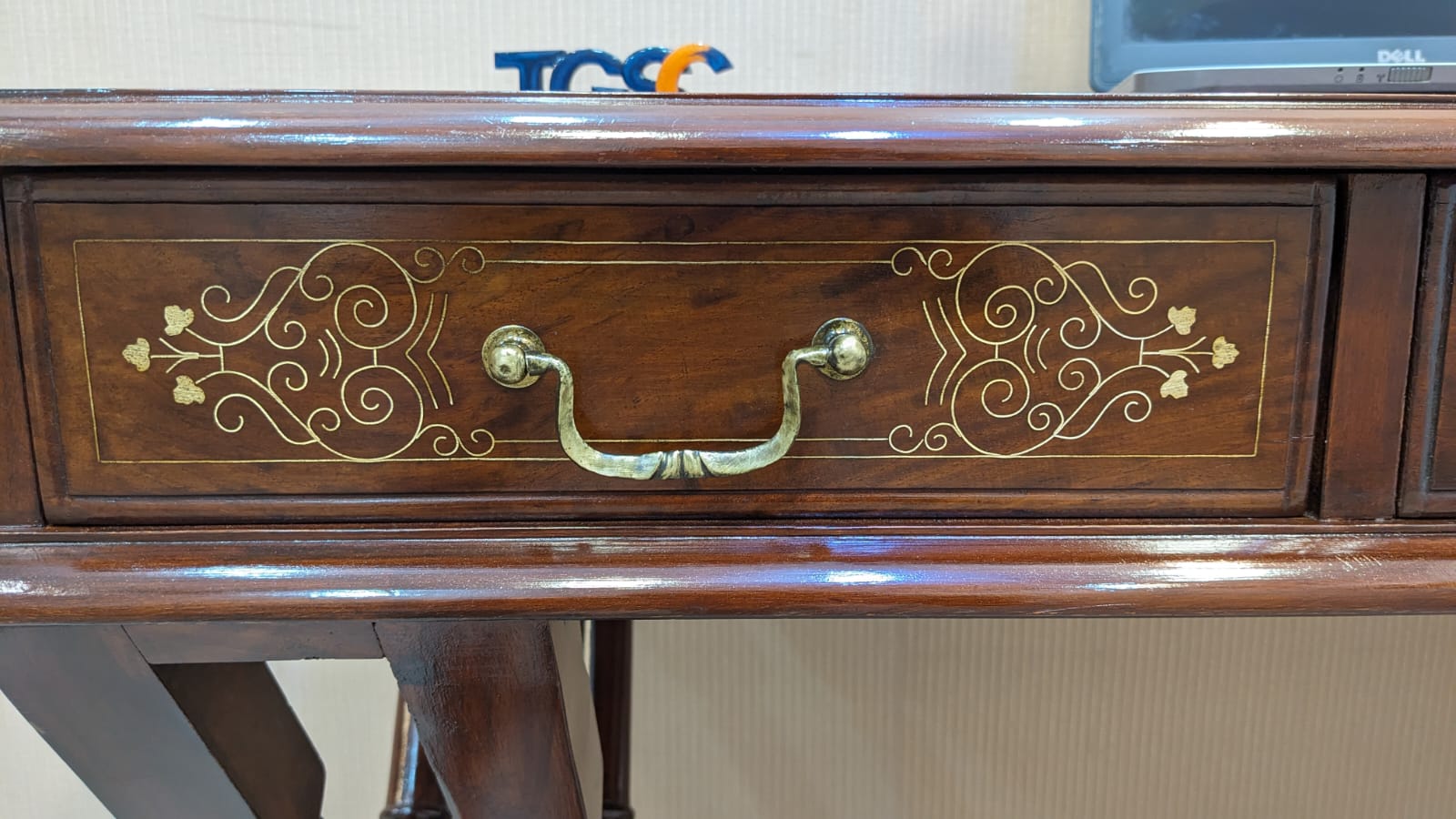 Antique 100% Solid Sheesham Wood Writing Desk