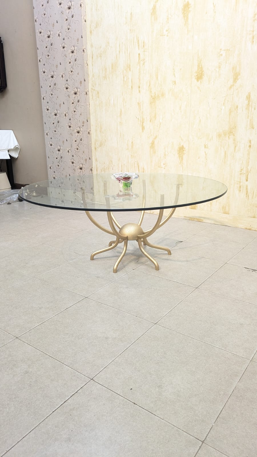 Elegant Gold deco Design Centre Table
