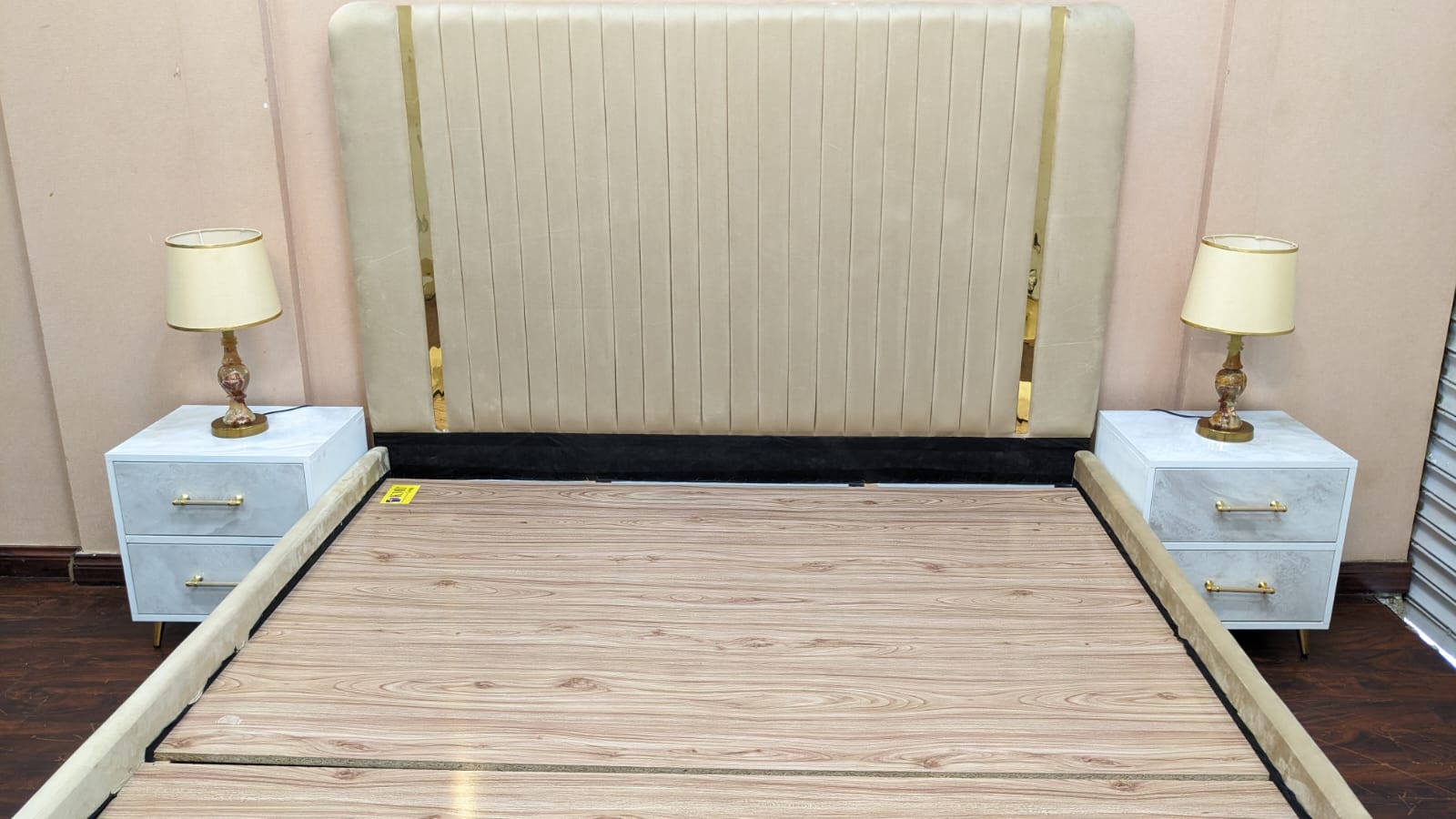 Brand New King Size Bed Set