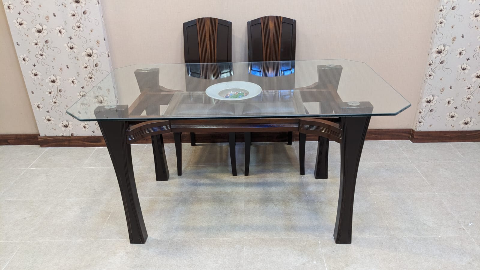 6 Seater Dining Table