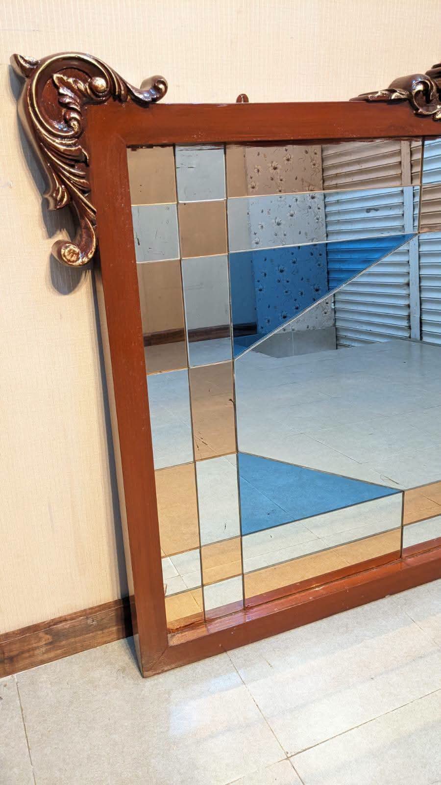 Premium Wall Mounted Mirror