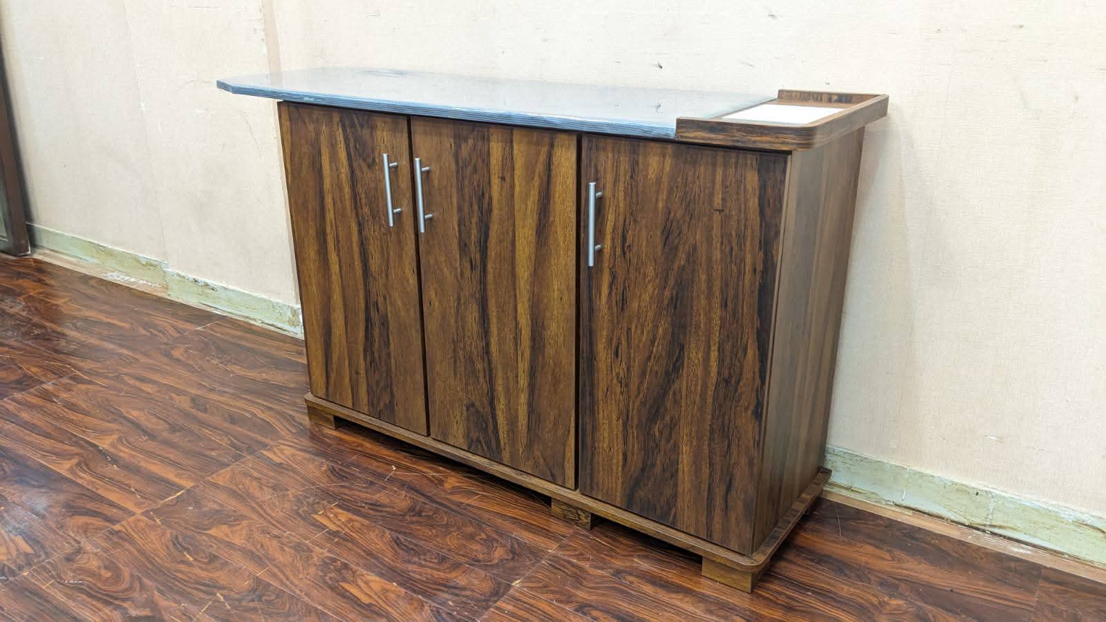 DivineCrafts Brand New Iron Table