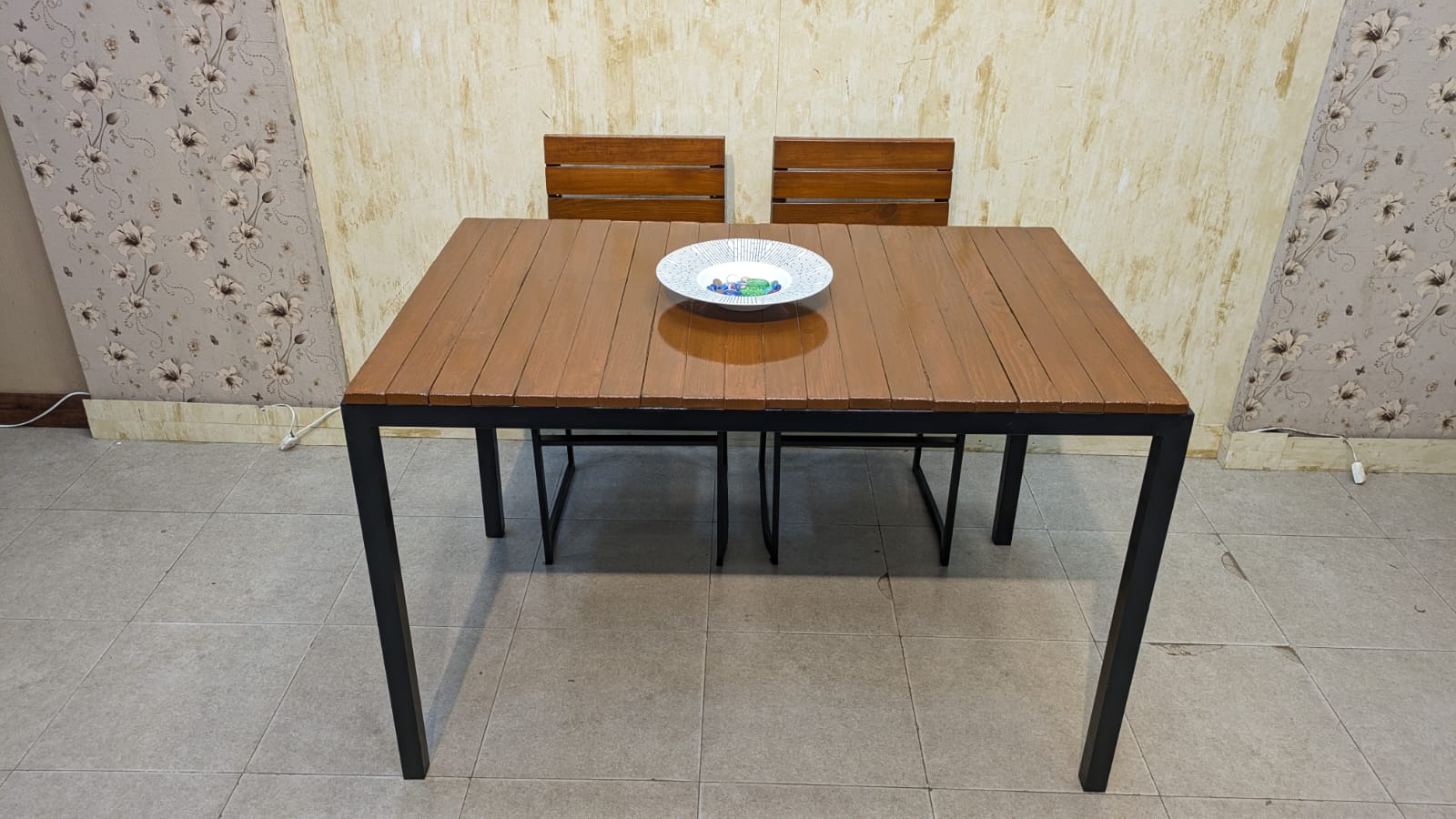 6 Seater Dinning Table