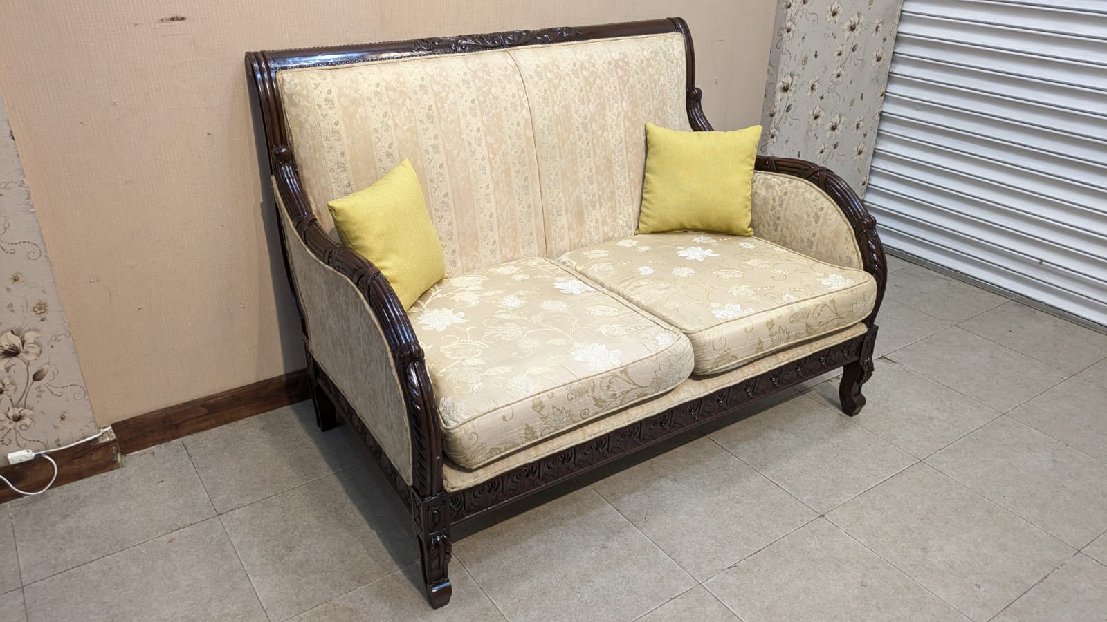 6 Seater Sofa Set with Center Table and 2 Side Tables Set
