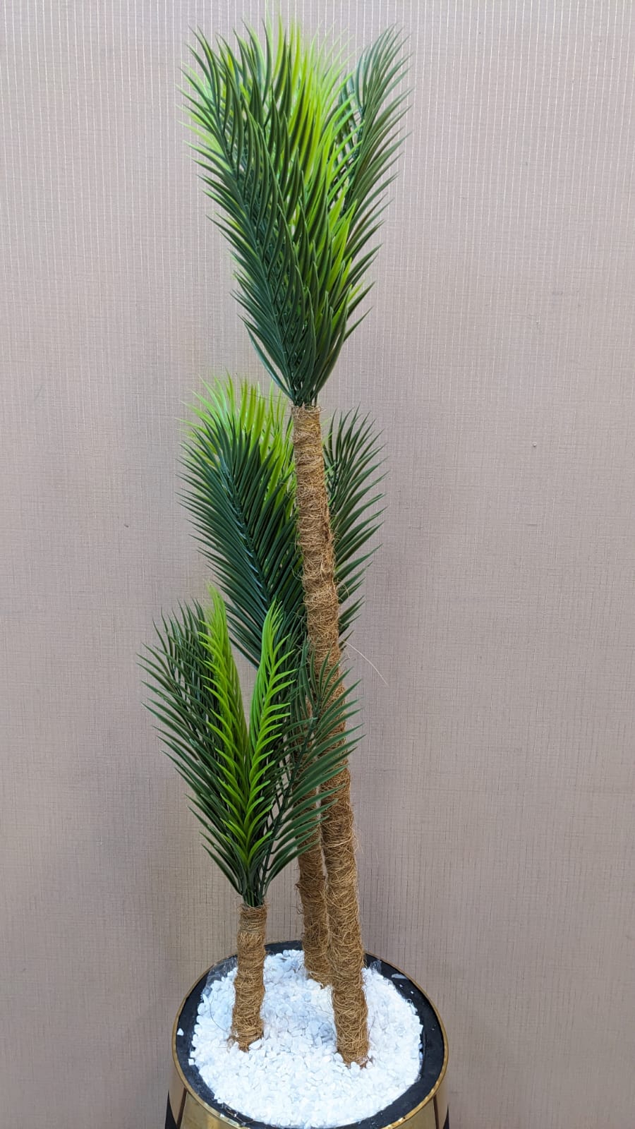 New Artificial Decorative Planter Palm Foliage