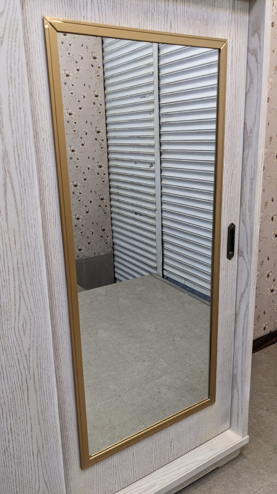 King Size Bedroom Set with Spring Mattress