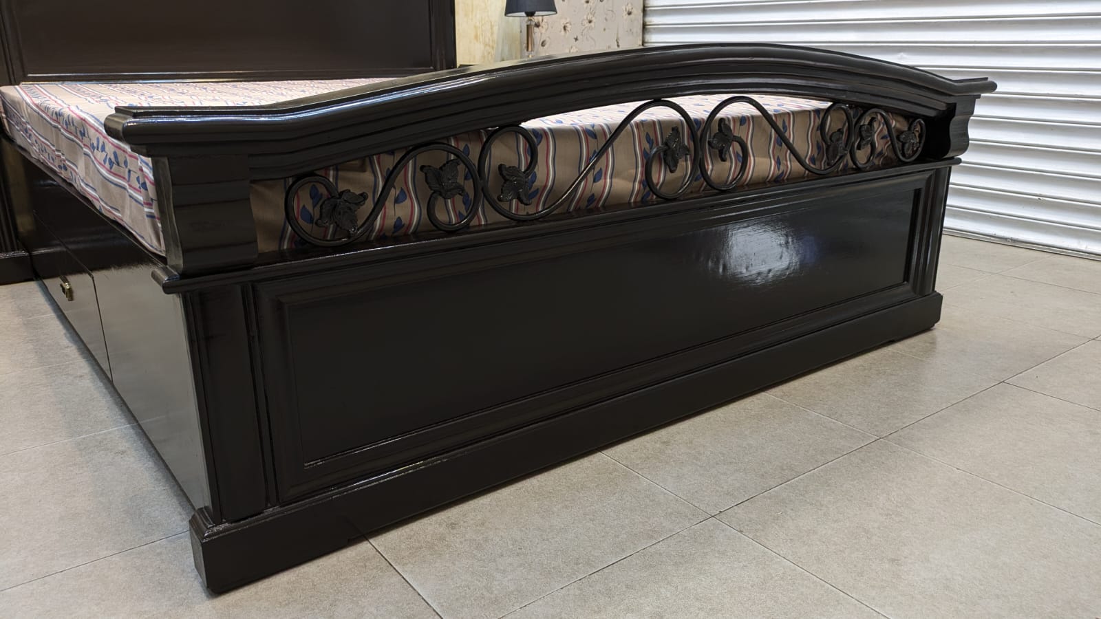 Queen Size Bed Set