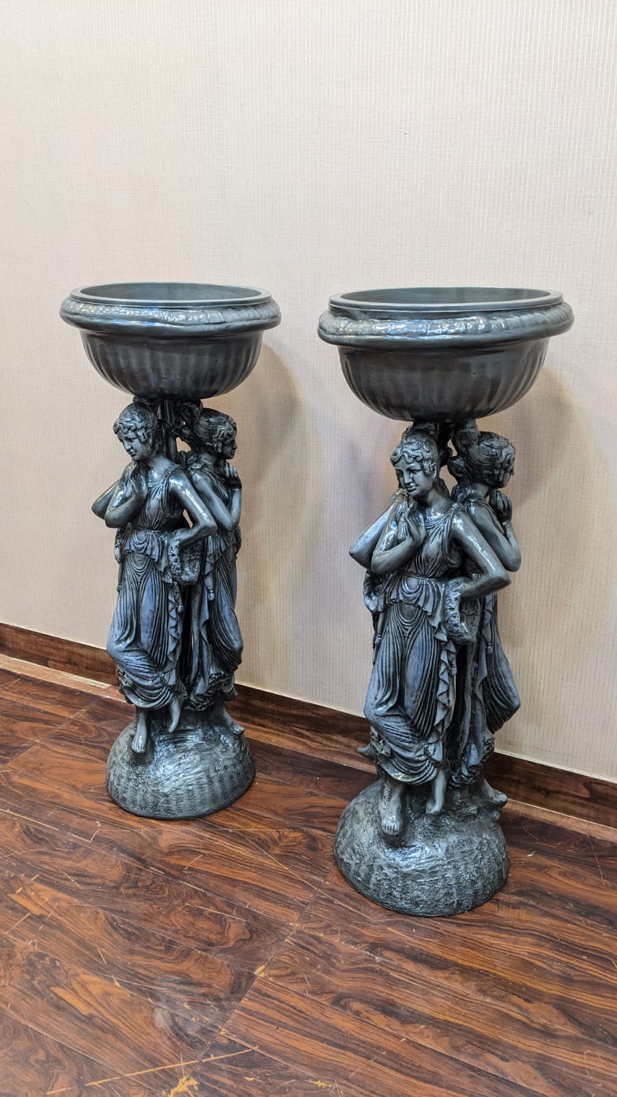 New Pair Of Roman Style Pedestals / Planters