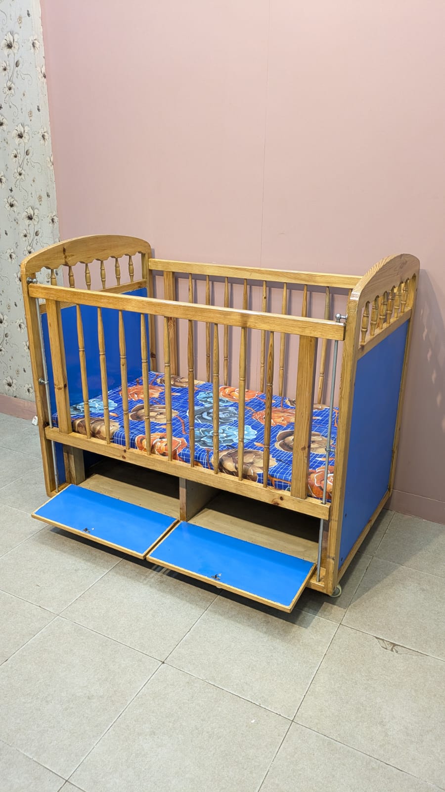 Wooden Baby Cot With Mattress