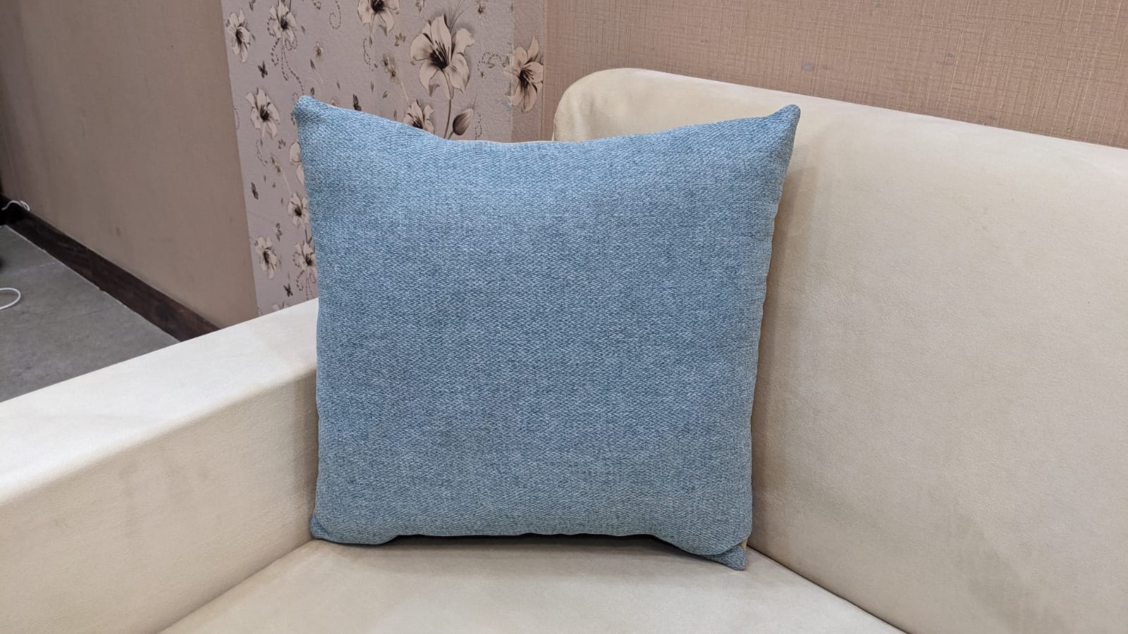 Modern Design 3 Seater Sofa