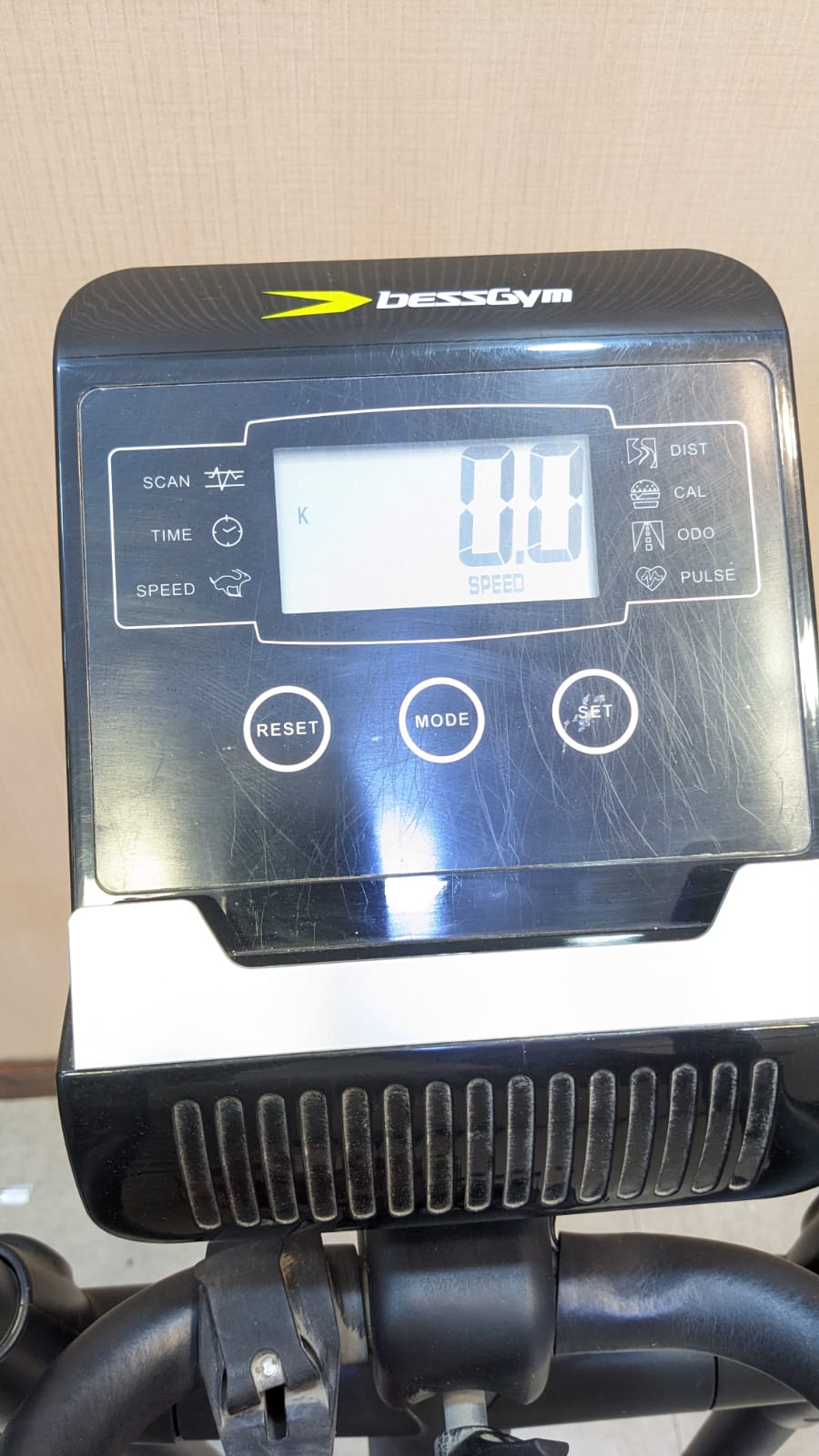 Bessgym Eleptical Cross Trainer