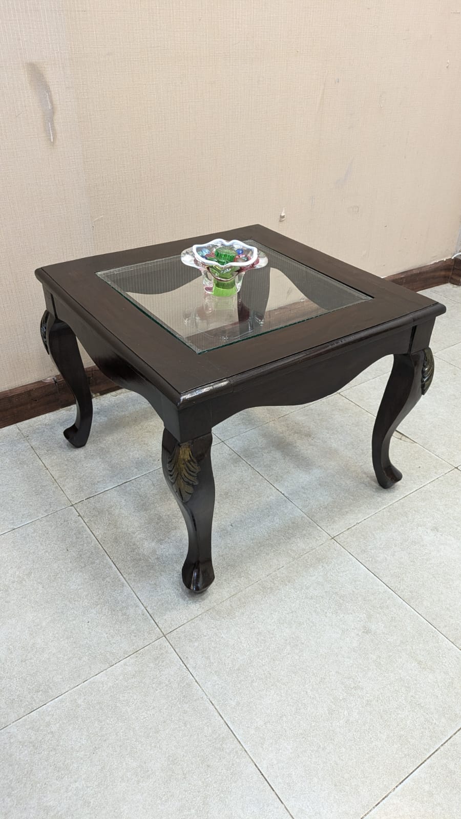 Corner Table